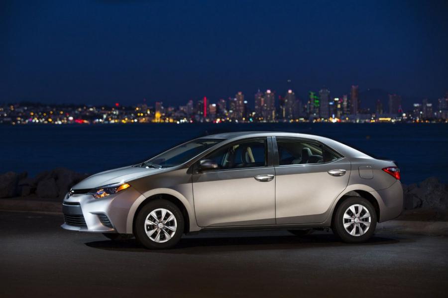 Toyota Corolla 2014 года  (фото 156 из 212)